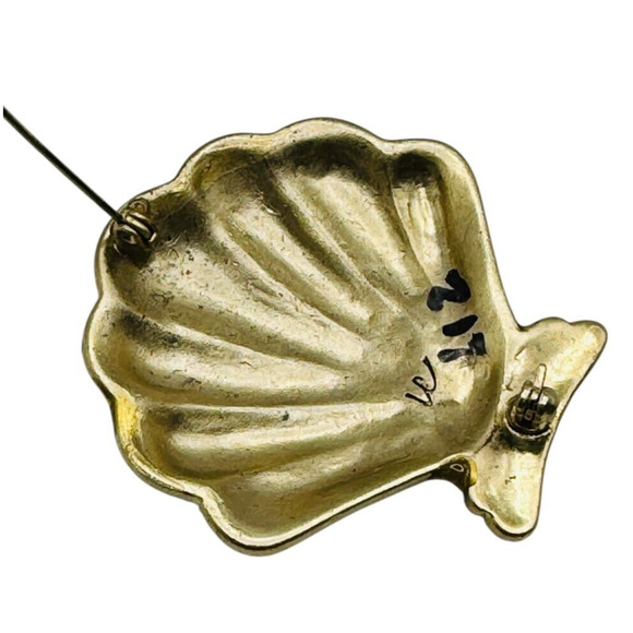 Vintage Liz Claiborne Sea Shell Brooch Pin Signed LC 2x2" - Picture 6 of 6